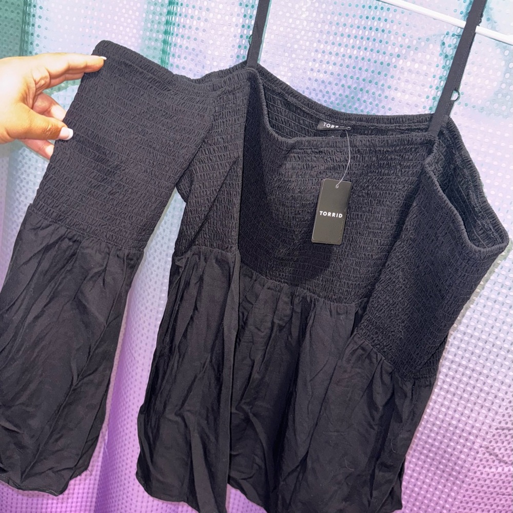 NWT Torrid 2X Black Cold Shoulder Top